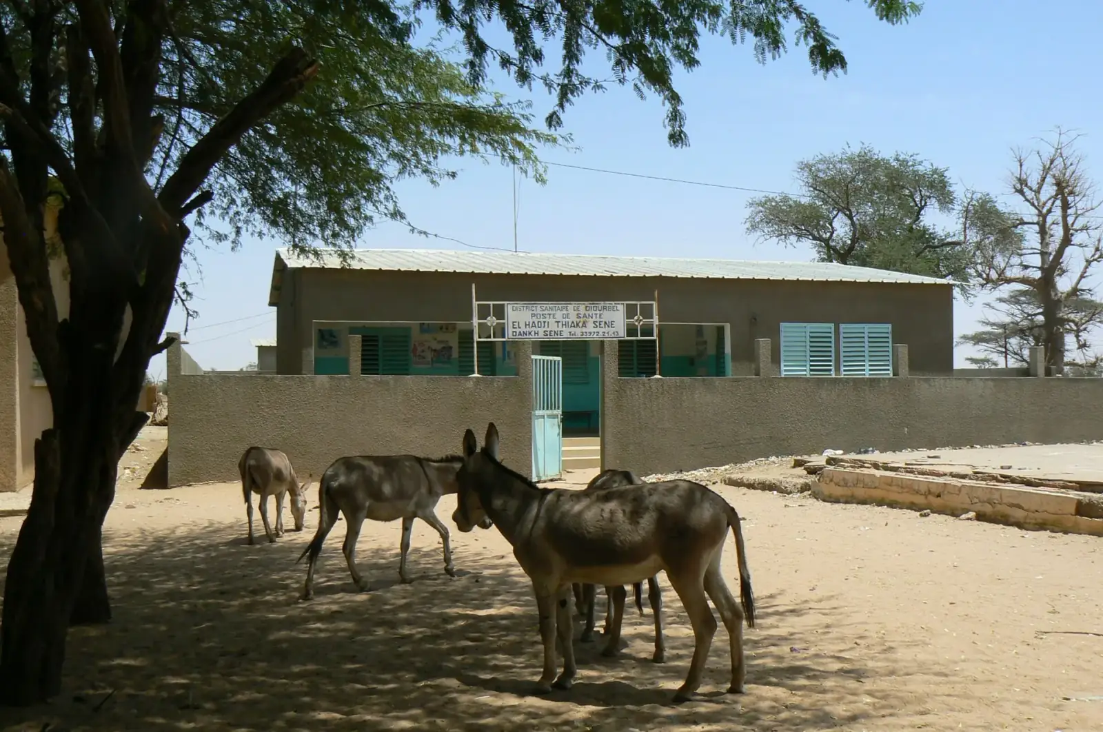 Poste de santé de Dankh Sène (Diourbel) · photo d’illustration President’s Malaria Initiative / Wikimedia Commons (domaine public)